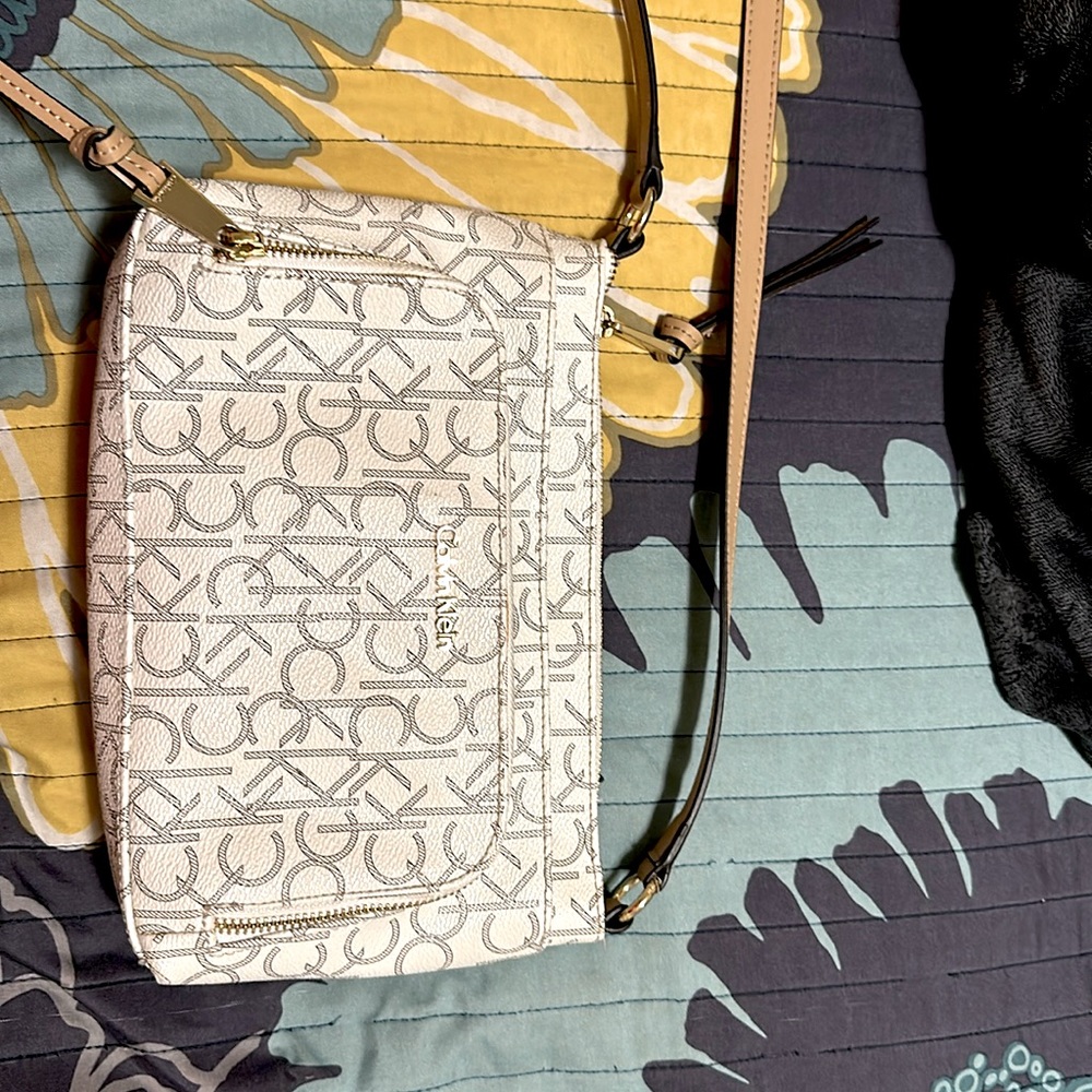 Calvin Klein crossbody bag used